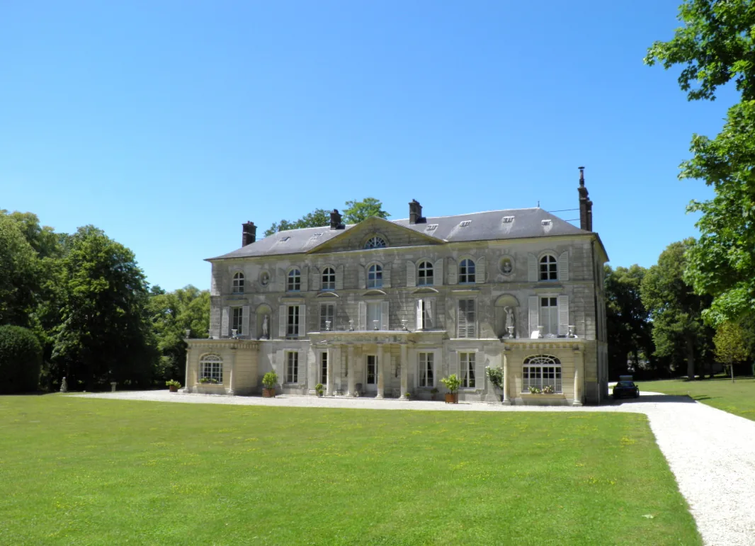 Château du Domaine de Valgenceuse à Senlis